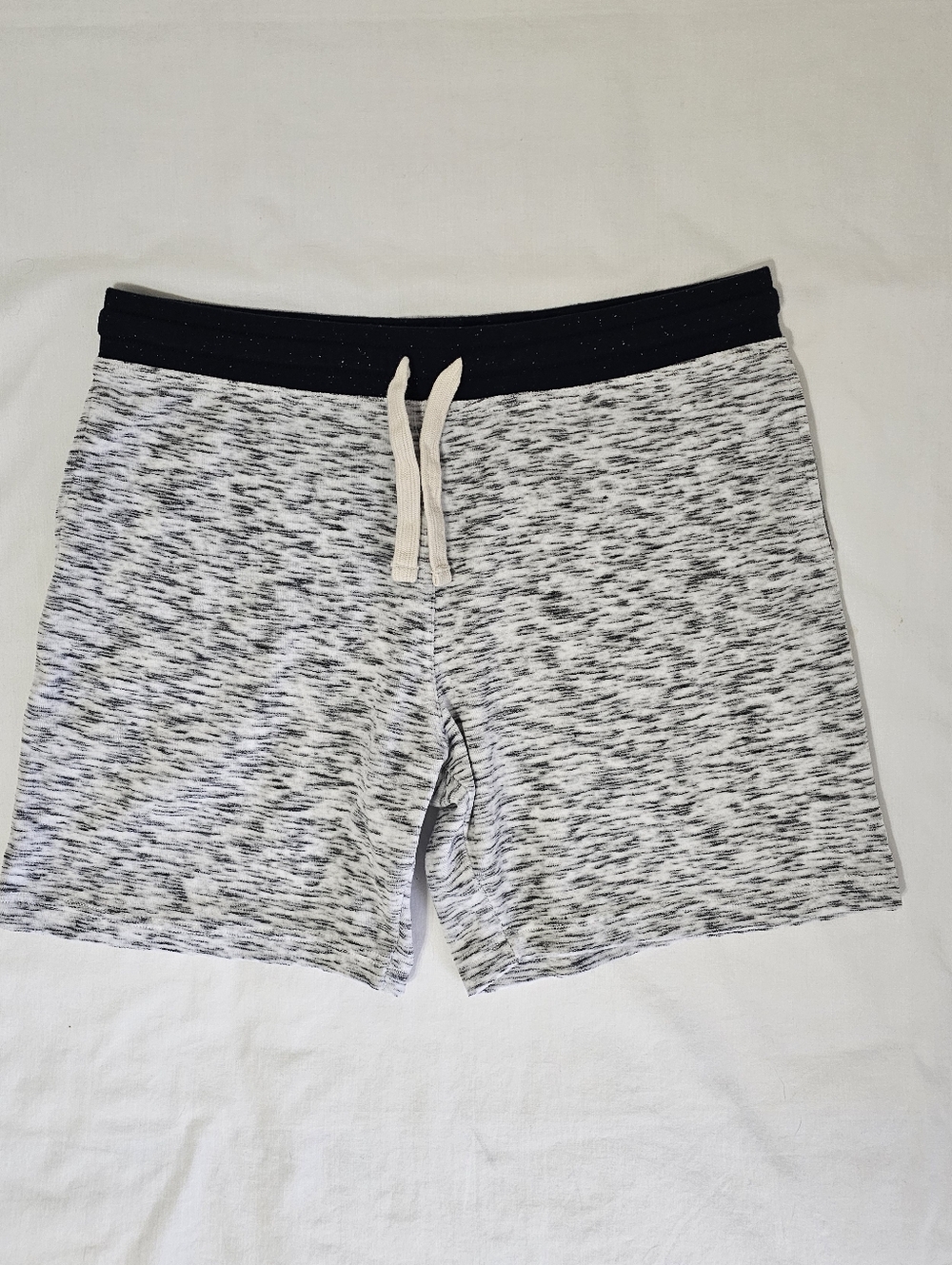 Chubbies Men’s Large Gray Space Dye Lounge Shorts